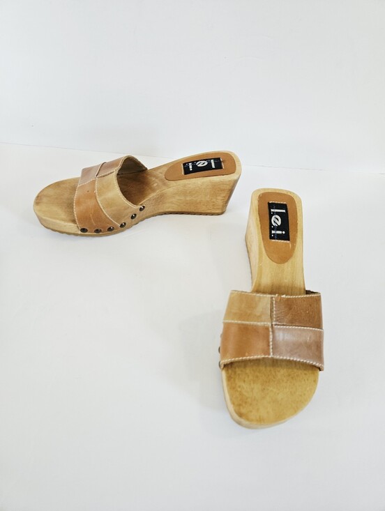 lei Shoes - Vintage l.e.i. Wooden Diedra Platform Patchwork Leather Slip On Mule Sandals 8.5